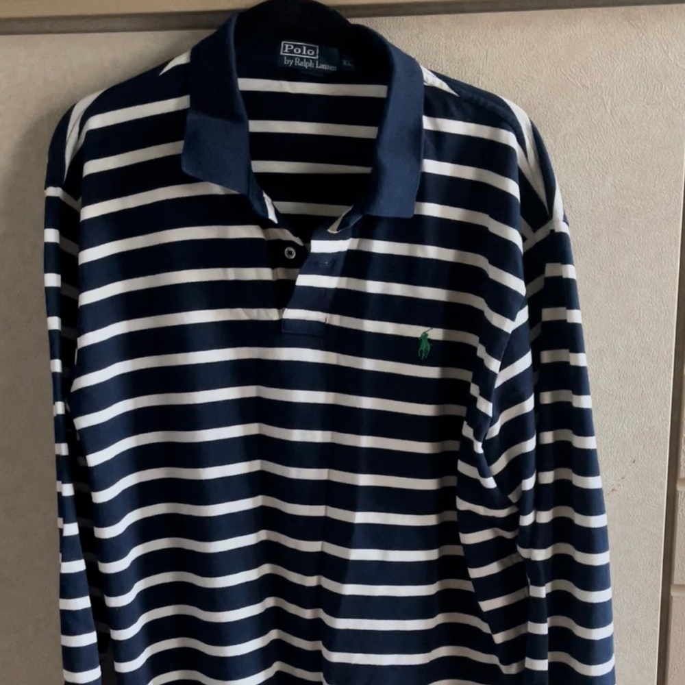 Men’s like new Polo Ralph Lauren long sleeve shirt. Size XL.